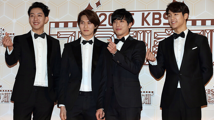 CNBLUE is in the Korean pop music industry since more than 13 years