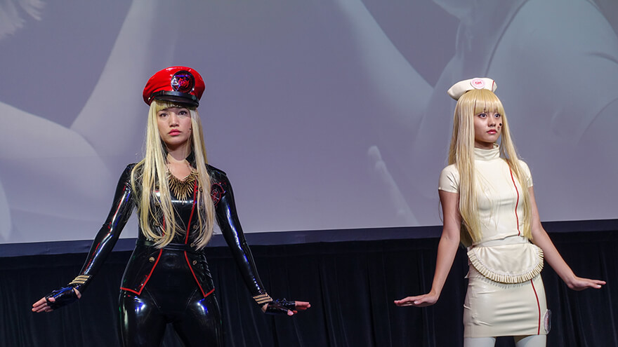 FEMM has an original concept based on real-life mannequins